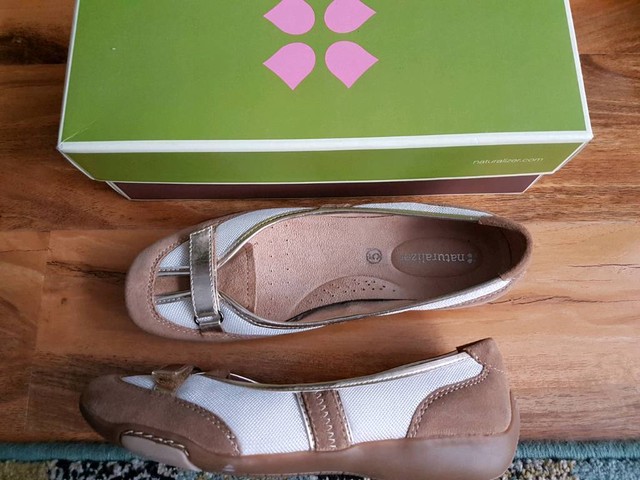 naturalizer shoe size